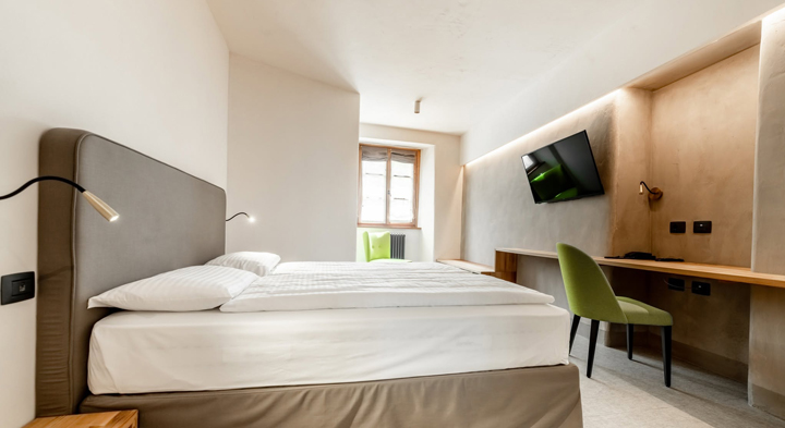 Curt di Clement Eco Mobility Hotel liiger i orten Tirano. Passar främst dig som cyklar eller vandrar.